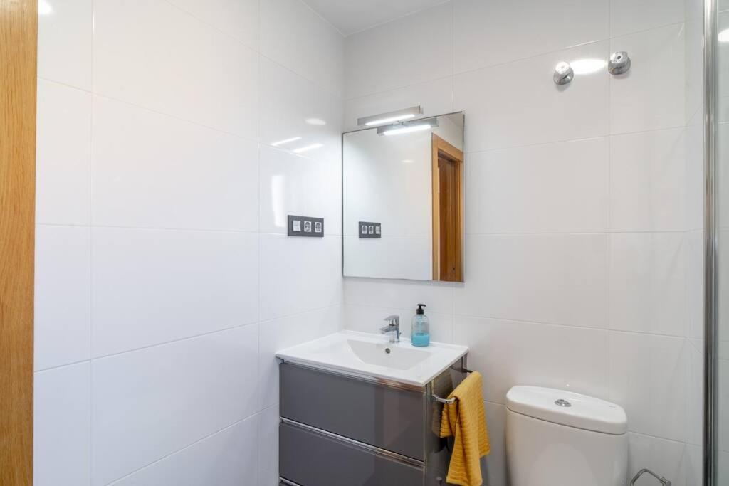 Apartamento Desayuno Con Vistas, Parking Privado Terraza La Cala Del Moral Exterior foto